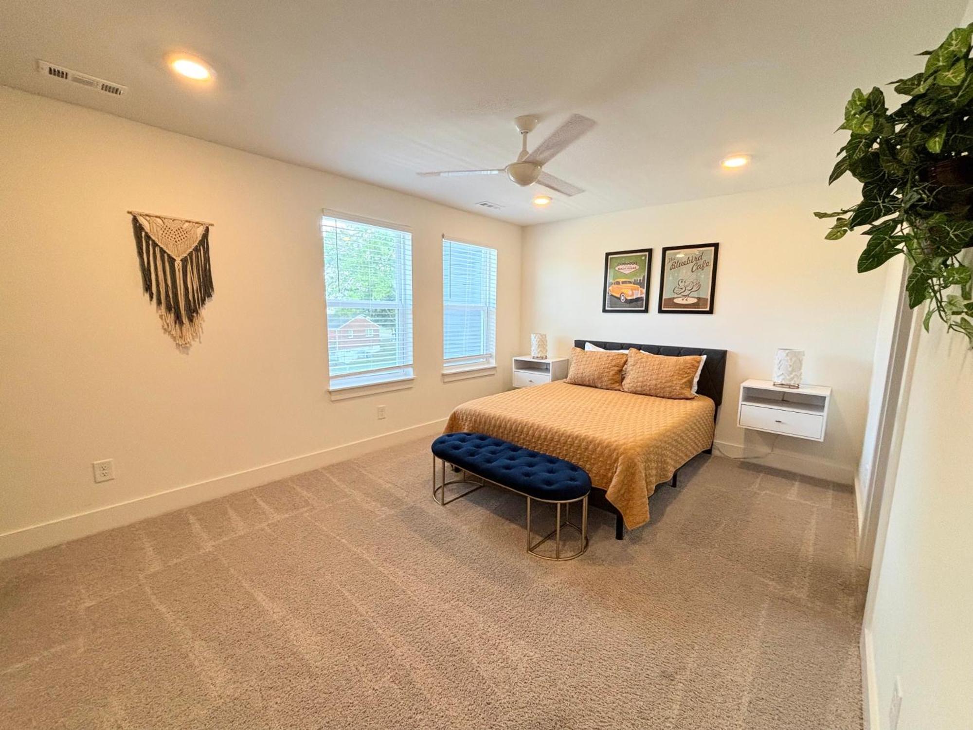 Closetobroadwayairportoprymillsgameroom16 Nashville Exterior photo